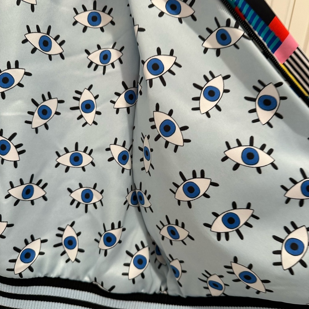 Colorful Geometric Patterned Jacket - Picture 6 of 6
